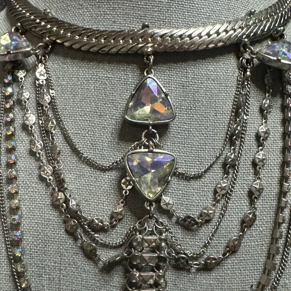 Unique Rhinestone Layered Necklace - Picture 2 of 4